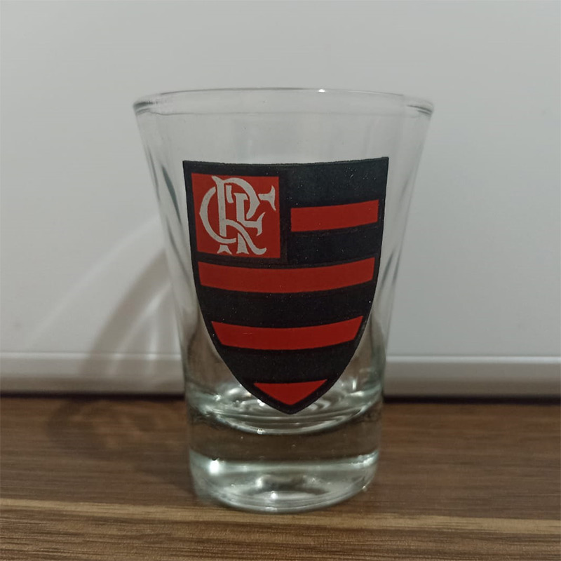 Copo de cachaça do Flamengo